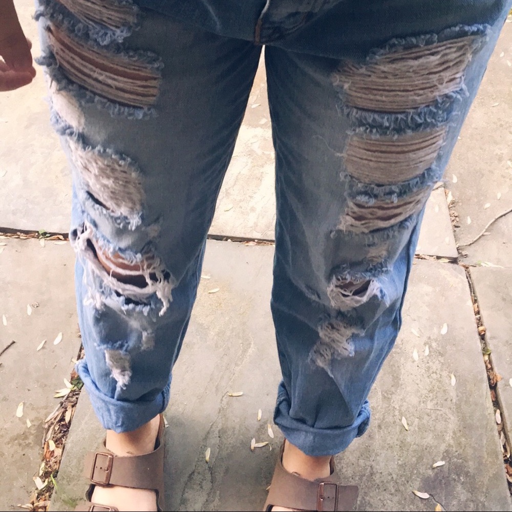 NWT Ripped boyfriend jeans